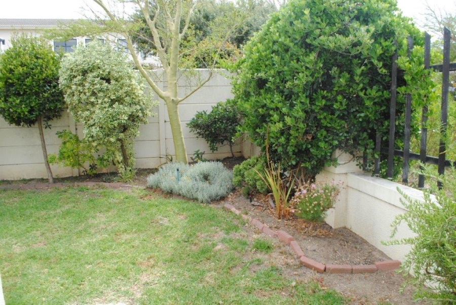 To Let 3 Bedroom Property for Rent in Fernwood Western Cape